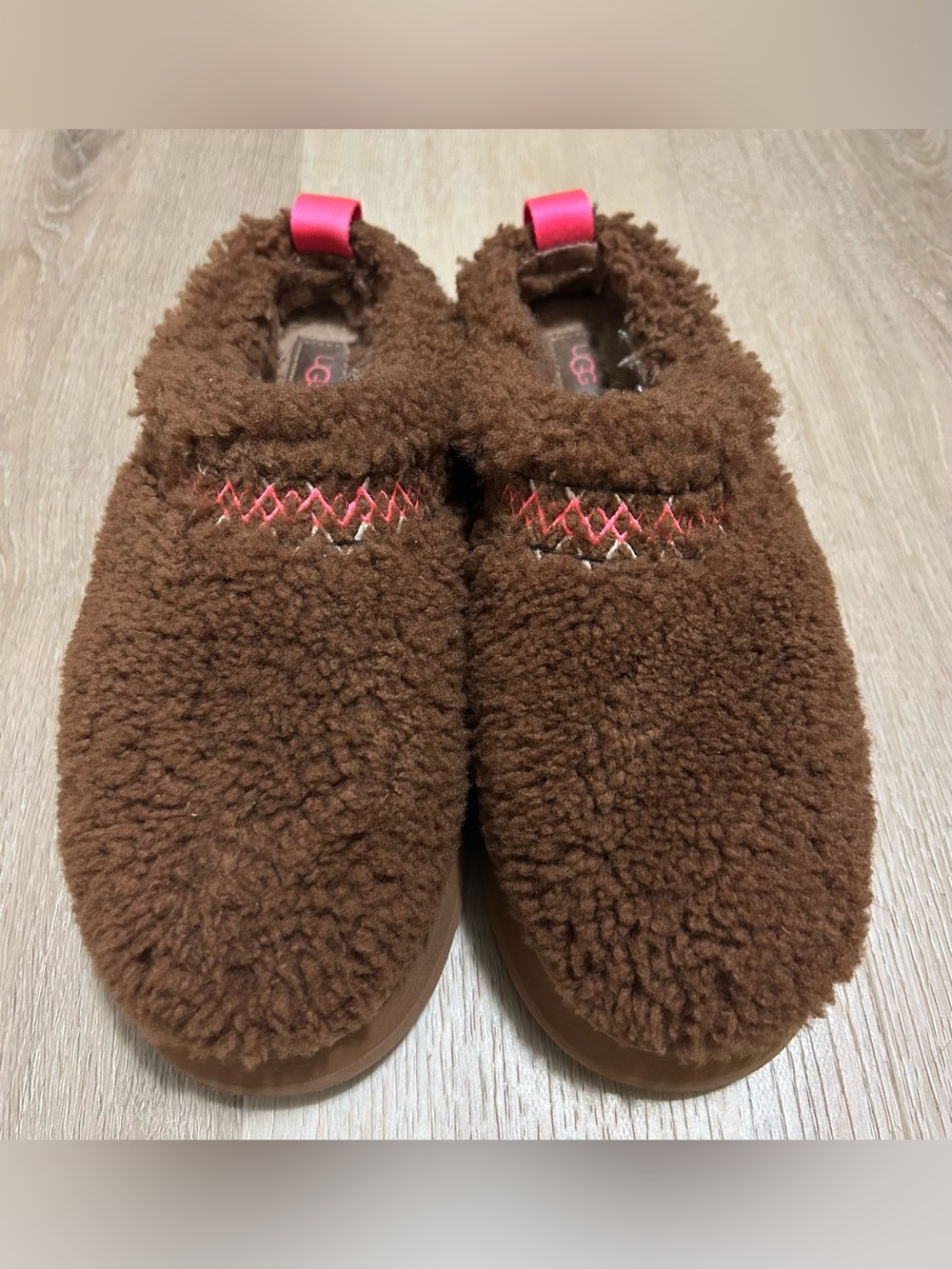 UGG Women’s Tazz Braid Platform Slippers In Hardwood Brown.